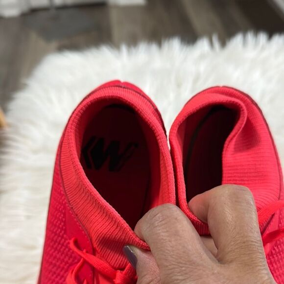 Nike Red Soccer Cleats - Picture 9 of 9